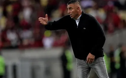 Jaime García en el estadio Maracaná: Ñublense cayó 2-0 ante Flamengo en Río de Janeiro. (Photosport).
