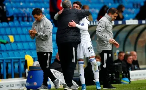Pablo Hernández y Marcelo Bielsa lideraron al Leeds al ascenso a Premier League. Foto: Getty Images.
