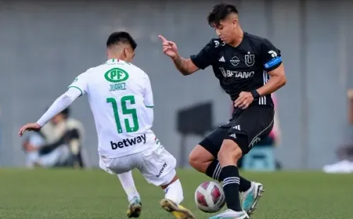 Marcelo Morales ante Audax Italiano. (Photosport).