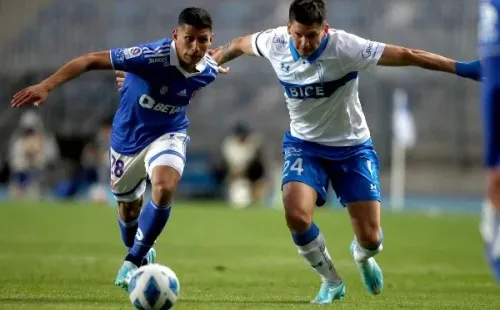 Alfonso Parot en acción durante un Clásico Universitario. (Photosport).