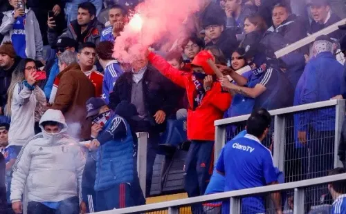 Los vándalos empañaron la fiesta del Clásico Universitario. | Foto: Photosport
