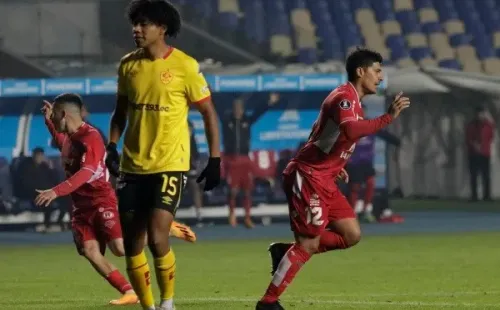 Patricio Rubio anotó el gol del empate que levantó a Ñublense ante Aucas. Foto: Photosport.