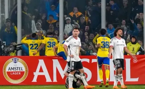 Maximiliano Falcón se lamenta tras el error que le permitió anotar el 2-0 a Boca Juniors. (Guille Salazar/RedGol).