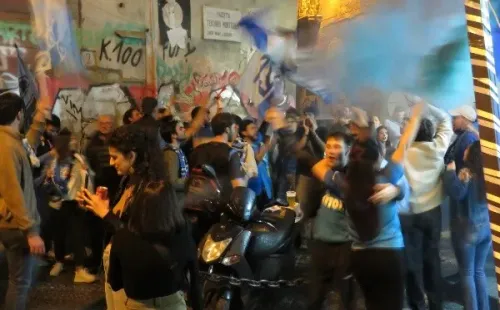 Explota la ciudad con el título tras 33 años.