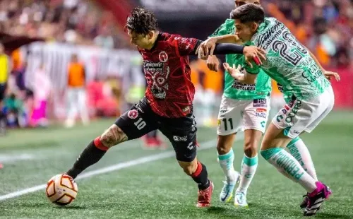 Joaco Montecinos jugó poco y nada en este primer semestre del 2023. | Foto: Getty Images.