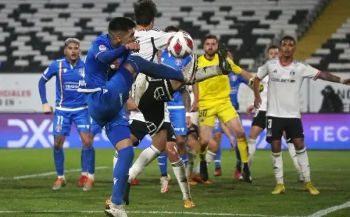 Esta es la jugada que ha generado polémica. Foto: Photosport.