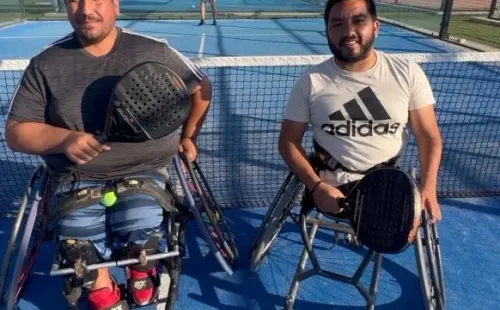 La dupla chilena que competirá en el Mundial de Padel en silla de ruedas gracias a Bettersport. (Cedida).