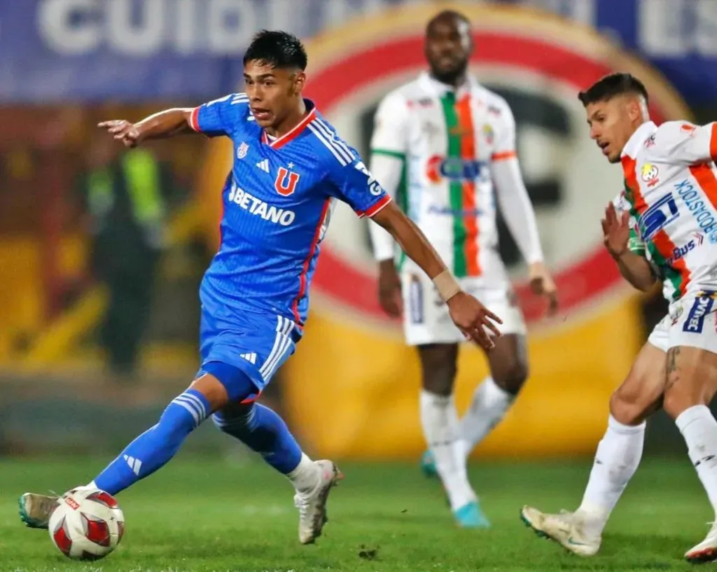 Darío Osorio sigue se fue expulsado por una torpe tarjeta amarilla ante Cobresal. | Foto: Universidad de Chile.