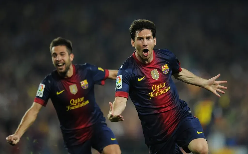 Jordi Alba dejará el FC Barcelona y afecta una posible vuelta de Lionel Messi (Photo by Jasper Juinen/Getty Images)