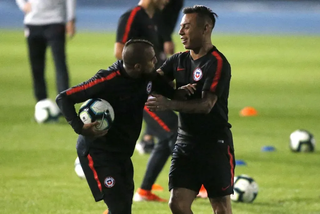 Arturo Vidal y Eduardo Vargas entrenan con la selección chilena en la Copa América 2019, en el estadio Olímpico Nilton Santos de Río de Janeiro. | Foto: Photosport
