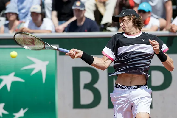 Nicolas Jarry during Roland Garros 2023 in Paris, France on May 30,  2023. (Photo by Foto Olimpik/NurPhoto via Getty Images)