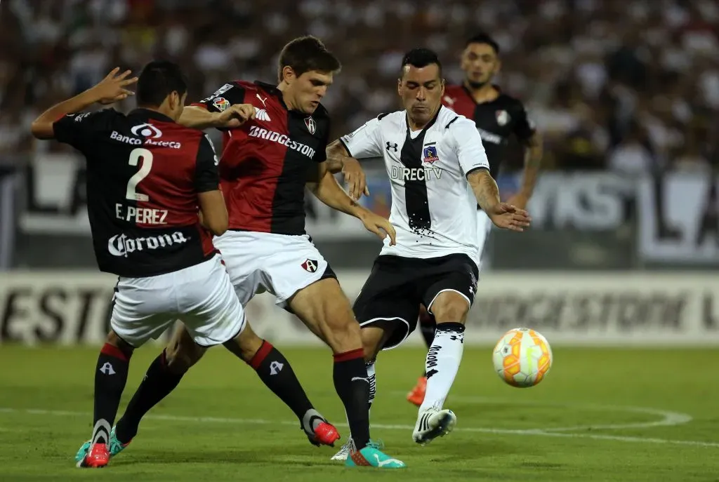 Colo Colo jugó ante Atlas de México en la Copa Libertadores 2015. El Cacique ganó los dos partidos de la fase de grupos. | Foto: Getty Images.