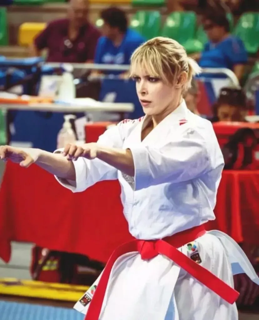 Carol de la Paz ha sido 12 veces campeona nacional de karate.