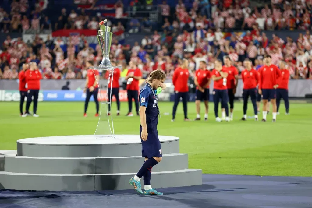Luka Modric recibió la medalla del segundo lugar al borde de las lágrimas | Getty Images