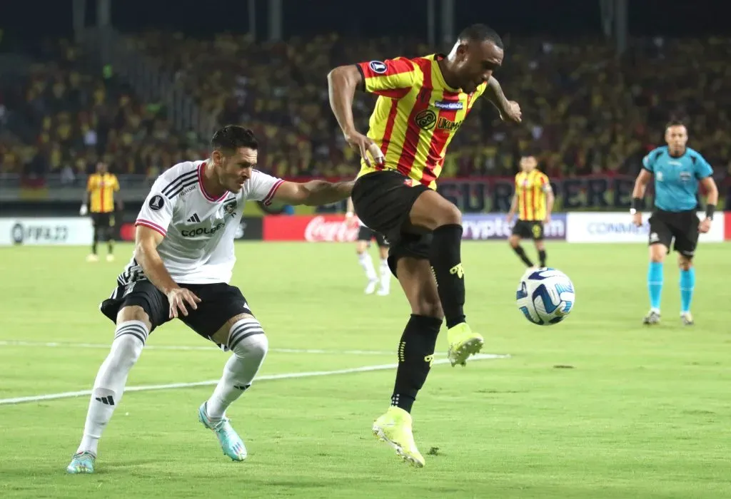 Colo Colo inició la fase de grupos ante Deportivo Pereira y la cerrará ante los colombianos. | Foto: Photosport