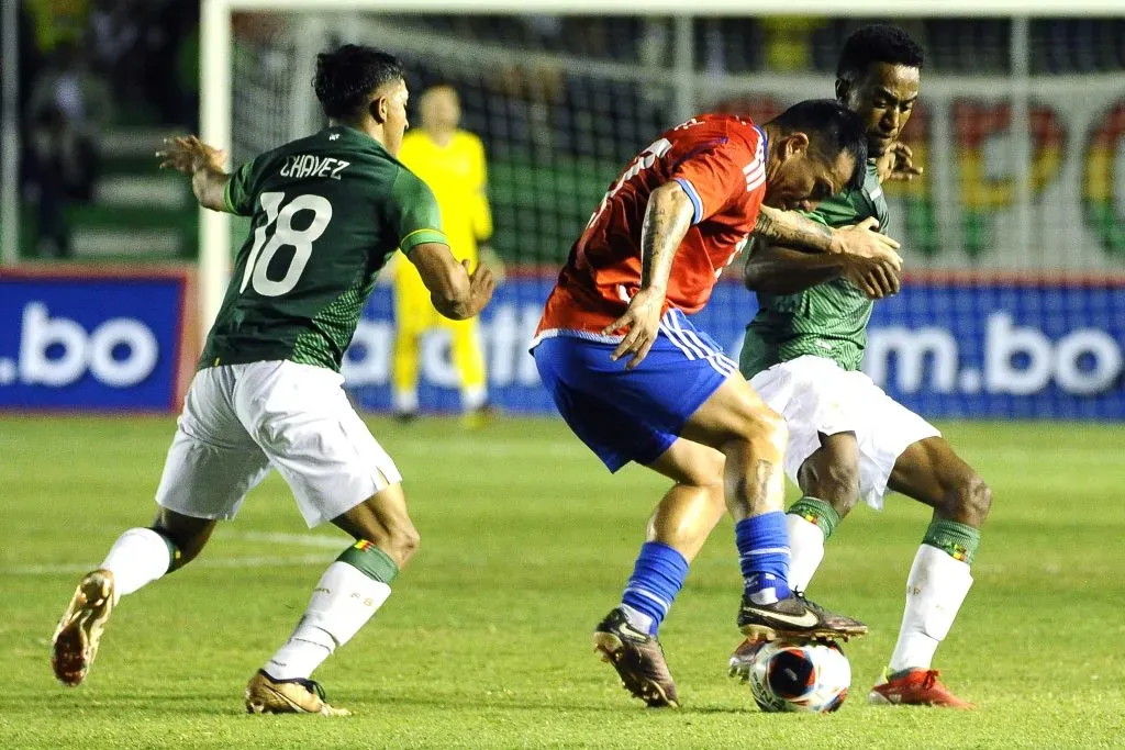 Lucas Chávez (20 años) tuvo su debut en la selección de Bolivia en el empate sin goles ante la Roja.  (APG/Photosport).