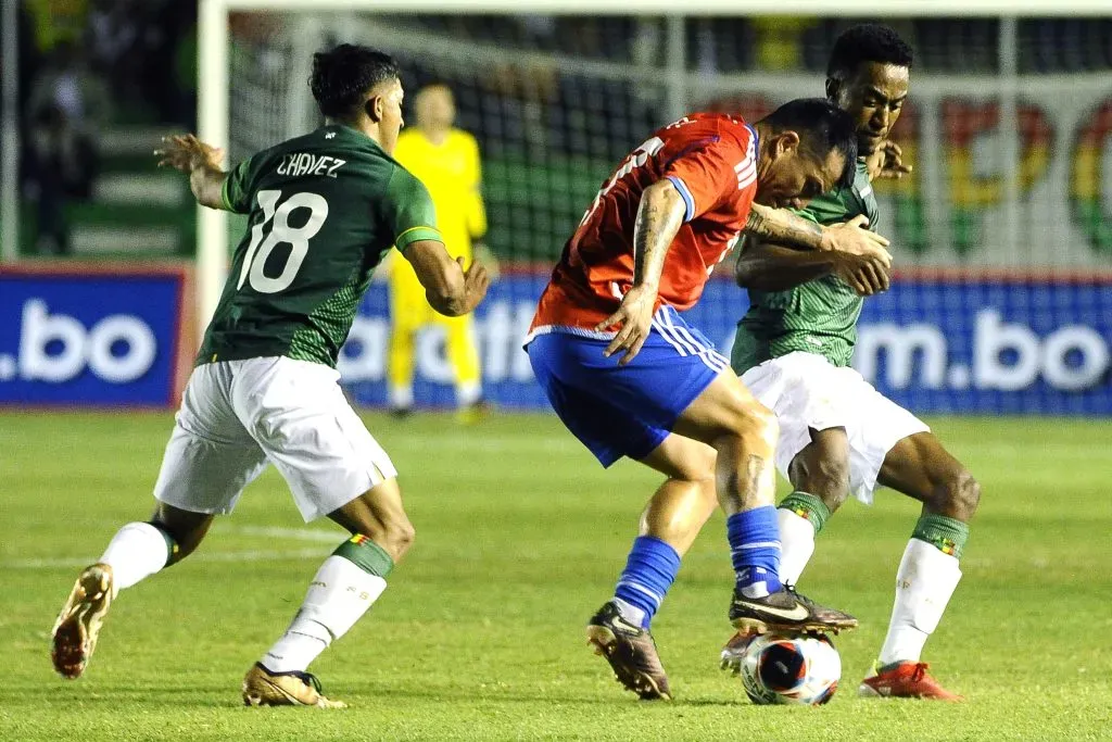 Lucas Chávez (20 años) tuvo su debut en la selección de Bolivia en el empate sin goles ante la Roja. (APG/Photosport).