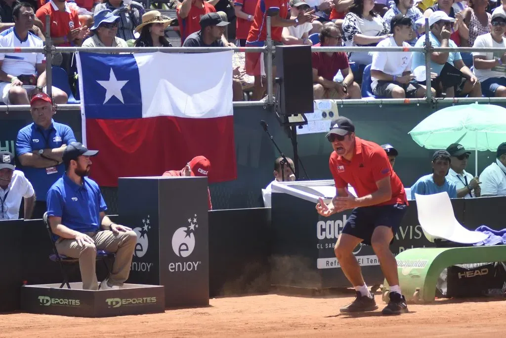 Massú celebró con todo el regreso de Chile al Grupo Mundial de Copa Davis. | Foto: Photosport