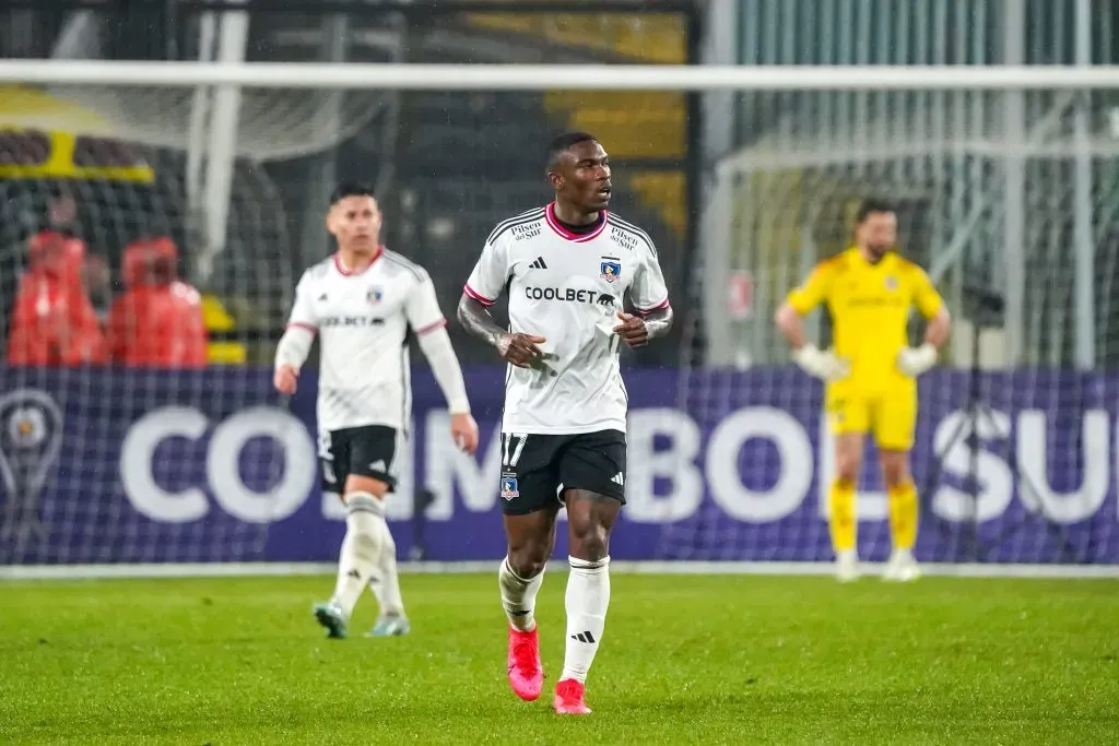 Castillo aportó poco y nada en la delantera de Colo Colo ante América MG. | Foto: Guillermo Salazar.