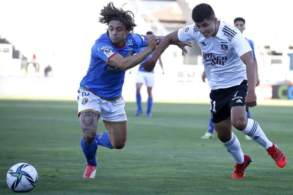 Felipe Yáñez en el duelo ante Audax Italiano que Colo Colo perdió por 2-0 y jugó lleno de bajas por casos de Covid-19. (Andrés Piña/Photosport).