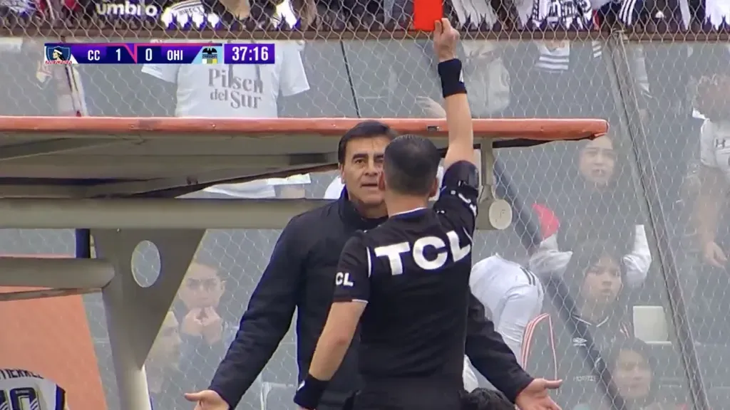 Gustavo Quinteros expulsado