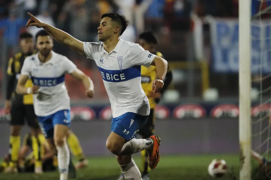 Alexander Aravena le anotó un gol a Coquimbo Unido. Suma ocho tantos en el Campeonato Nacional 2023. (Marcelo Hernández/Photosport).