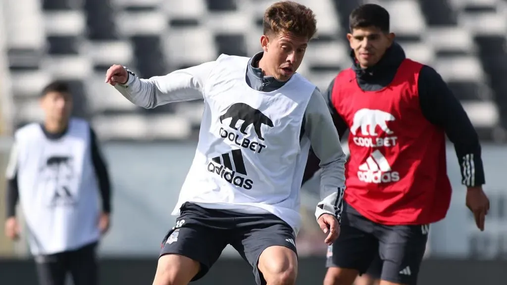 Pablo Parra ya se gana su lugar en Colo Colo y tuvo su esperado debut. Foto: Comunicaciones Colo Colo.