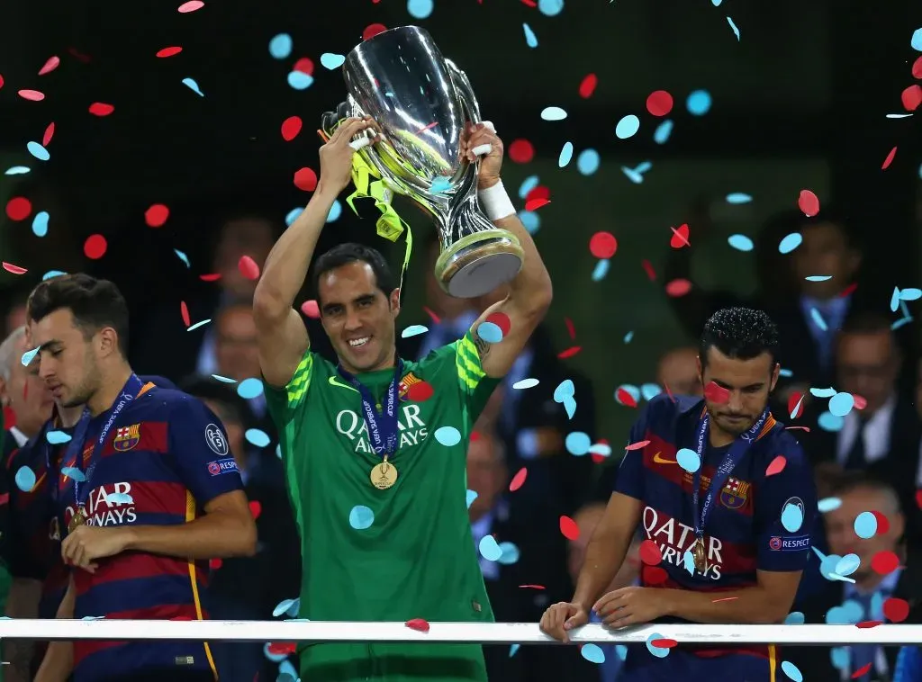 Claudio Bravo en el Barcelona. (Chris Brunskill/Getty Images).