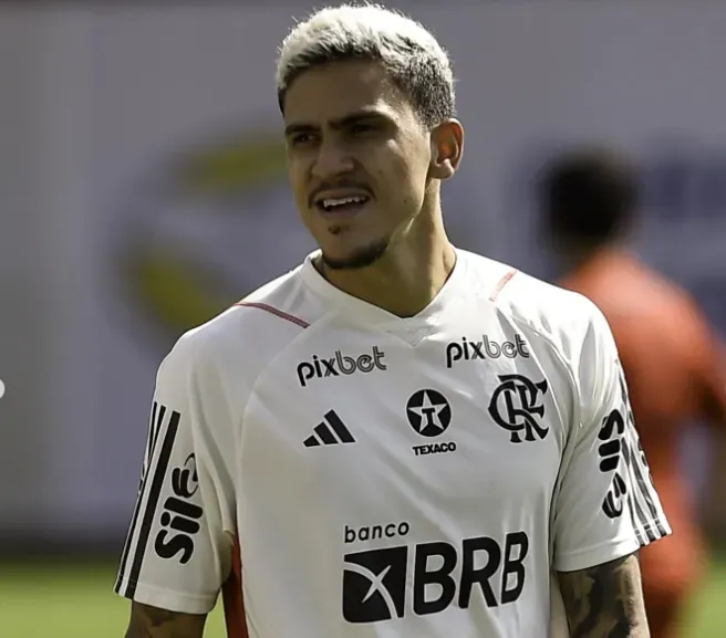 Así apareció Pedro en su vuelta a las prácticas con el Flamengo. No se le vio cerca de Jorge Sampaoli. Foto: Comunicaciones Flamengo.