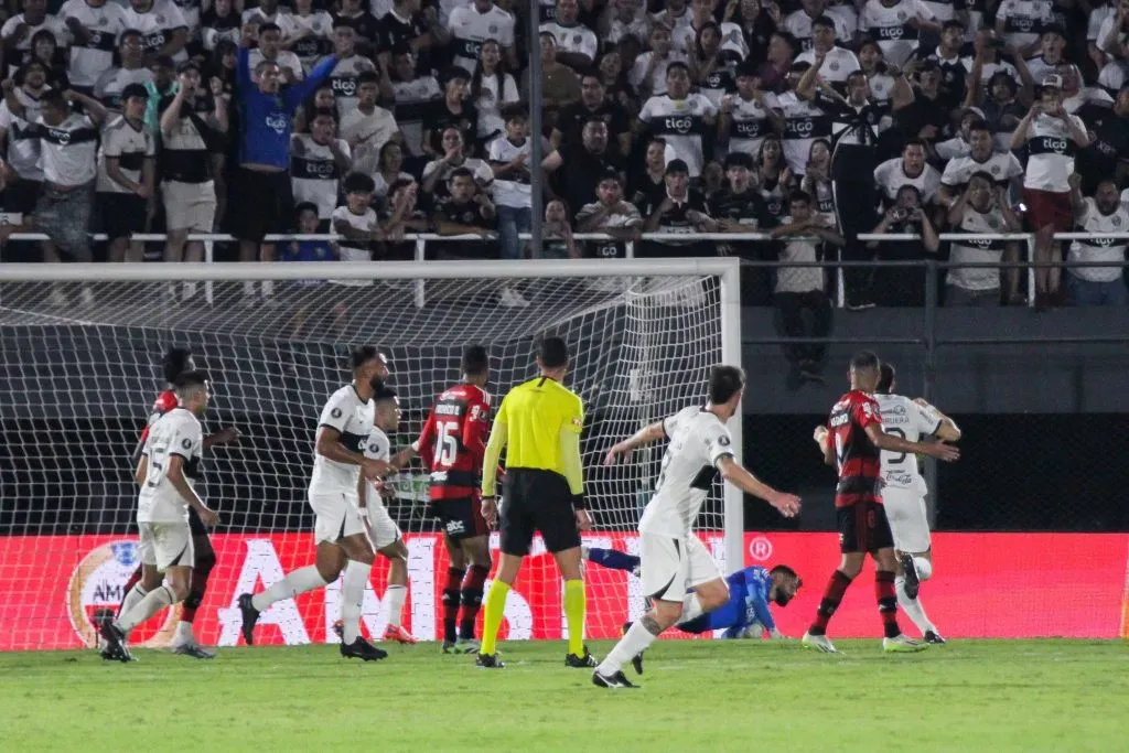 Así fue el gol de Richard Ortiz para Olimpia ante Flamengo.  (Christian Alvarenga/Getty Images)