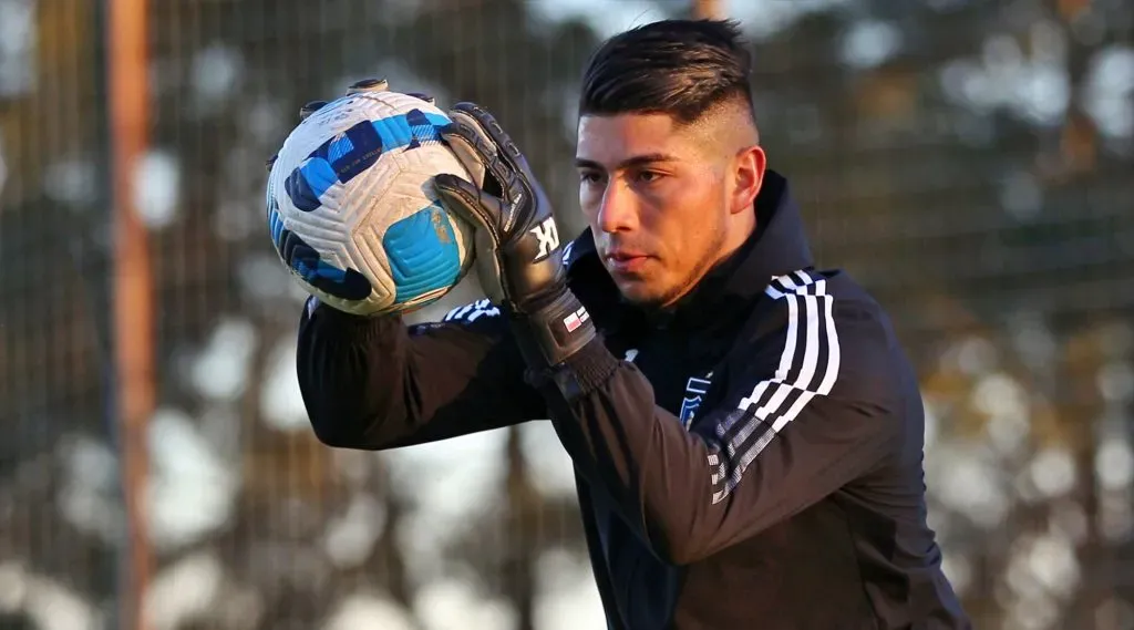 Brayan Cortés ha sabido convivir con la rotación durante este 2023 en el arco del Cacique. | Foto: Colo Colo.