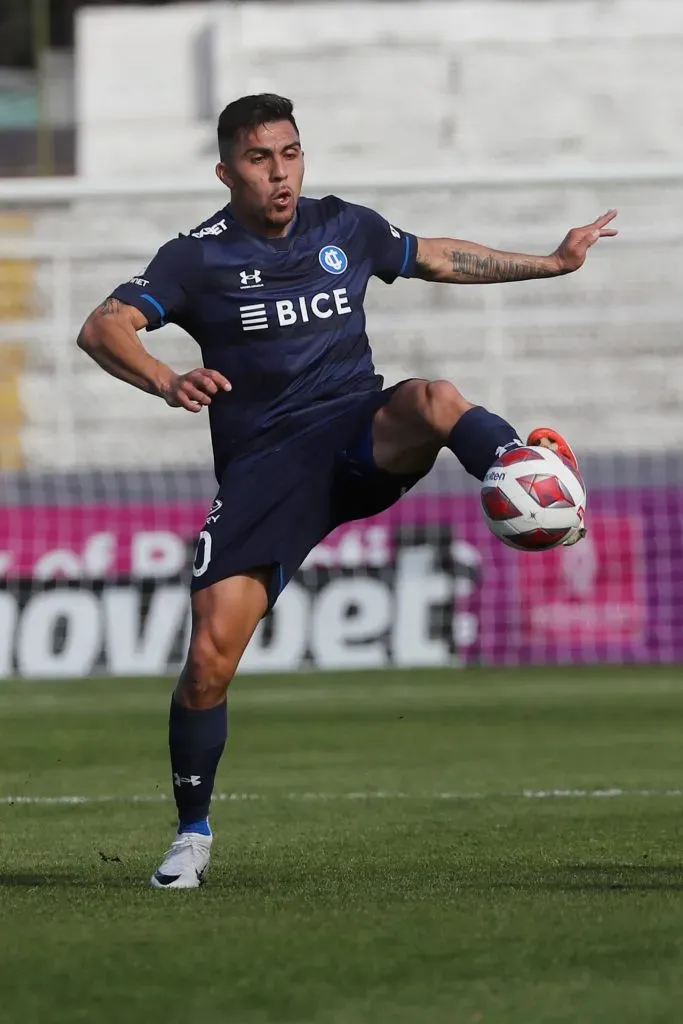 César Pinares ha jugado 16 partidos y anotó un gol en temporada 2023 (Photosport)