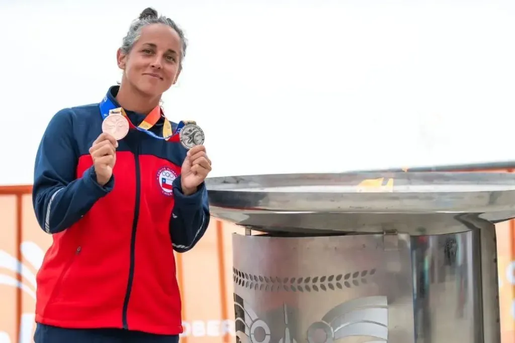 Francisca Zúñiga viene de una gran cosecha de medallas en los Juegos Suramericanos de Playa en Santa Marta, Colombia. Foto: fran_zuniga_g, Instagram.