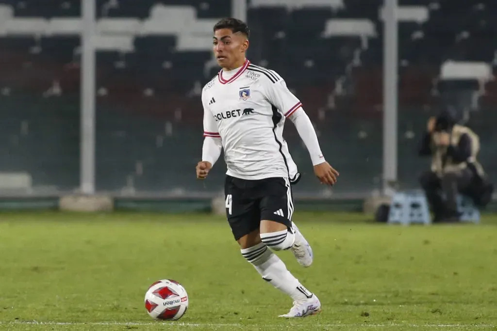 Jordhy Thompson recibió un consejo del presidente de Blanco y Negro, que rechazó la propuesta del Xolos por ficharlo. (Marcelo Hernández/Photosport).