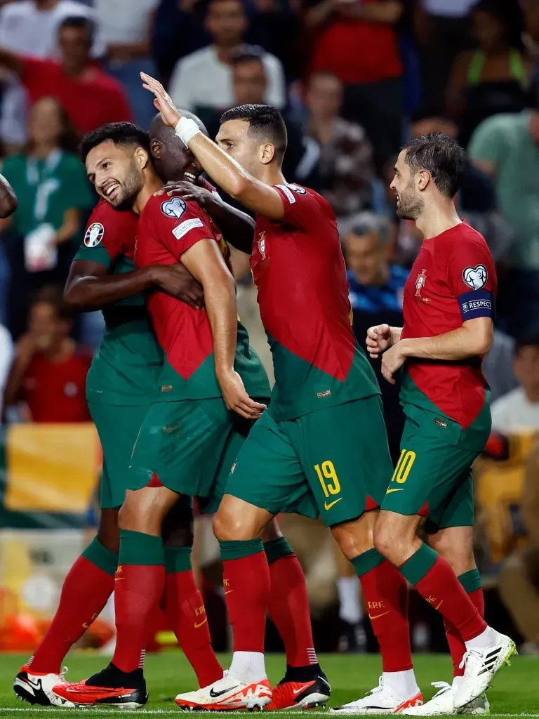Goncalo Ramos celebra uno de sus dos goles ante Luxemburgo (Getty Images)