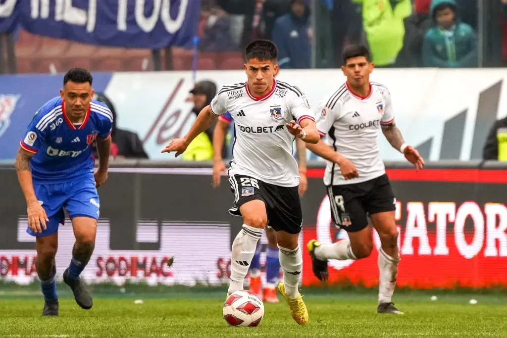 Matías Moya jugó cuatro minutos en el 1-1 entre Colo Colo y Universidad de Chile. | Foto: Guillermo Salazar.
