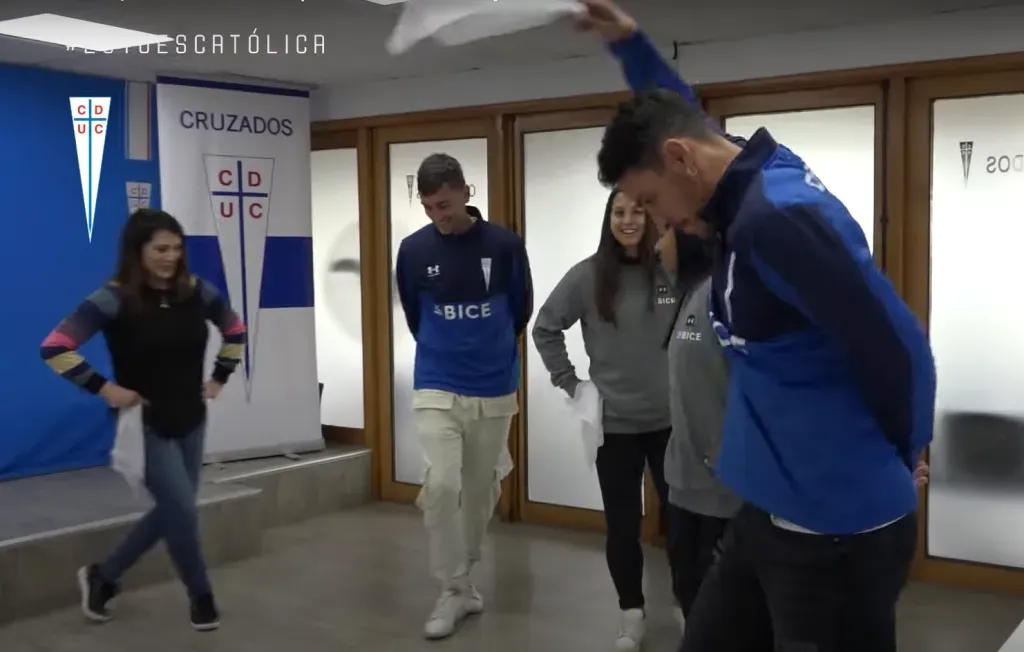 Una imagen de la jornada de cuecas en San Carlos de Apoquindo. (Captura Cruzados).