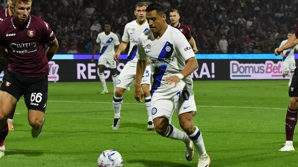 Alexis Sánchez fue figura en el Inter ante Salernitana, pero aún así recibió críticas. Antonio Cassano lo defendió. Foto: IMAGO.