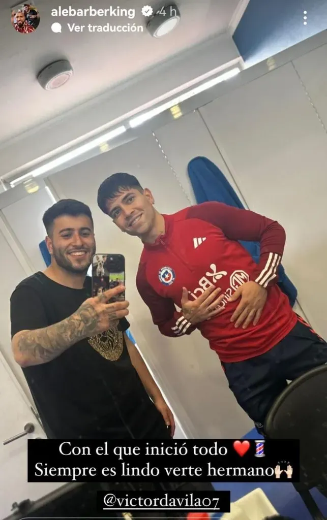 Ale BarberKing con su amigo Víctor Dávila. (Captura Instagram).