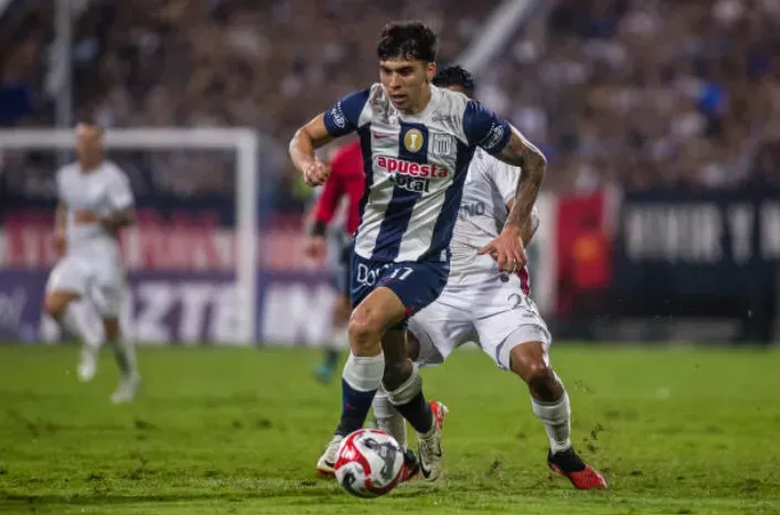 Franco Zanelatto, el paraguayo de Alianza Lima que fue citado por la selección de Perú. (Getty Images).