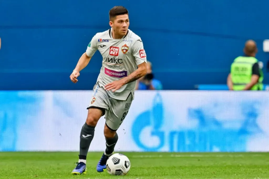 Víctor Felipe Méndez llega a la selección chilena luego de 15 partidos y 1.260 minutos de juego en el CSKA de Moscú. | Foto: Getty Images.