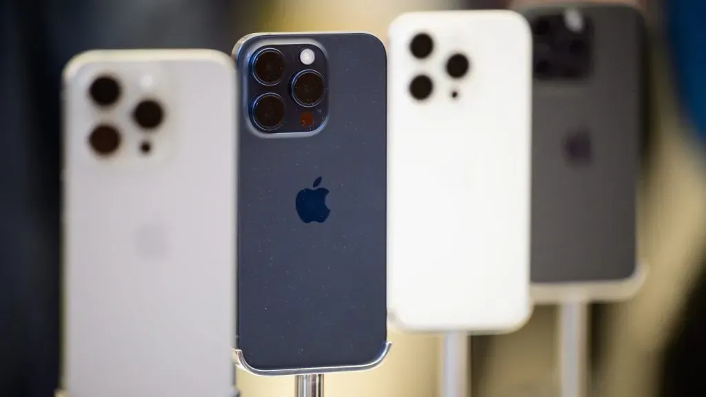 Precios del iPhone 15 en Chile por Apple Store Online.