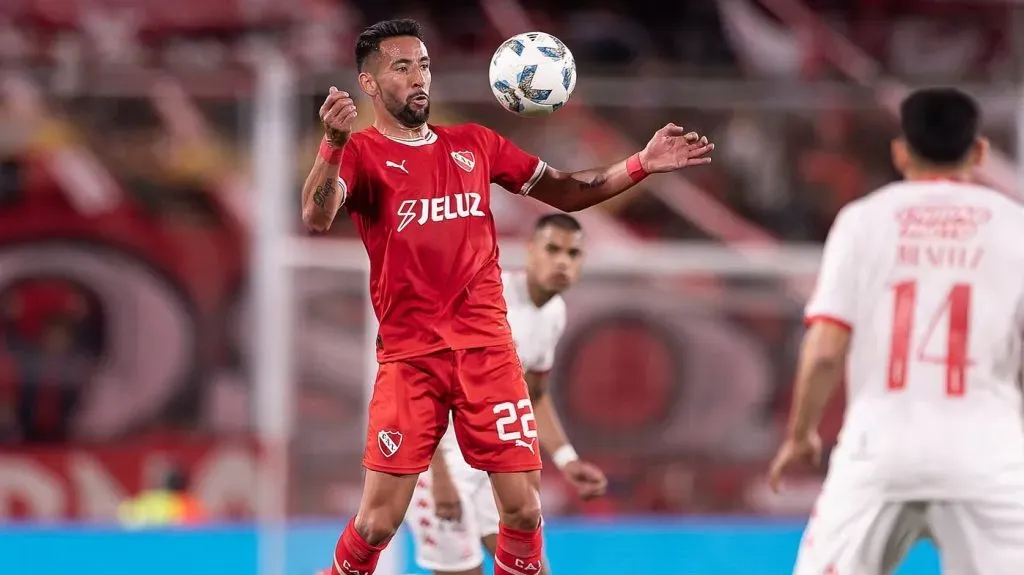 Mauricio Isla es figura en Independiente de Avellaneda. | Foto: Independiente