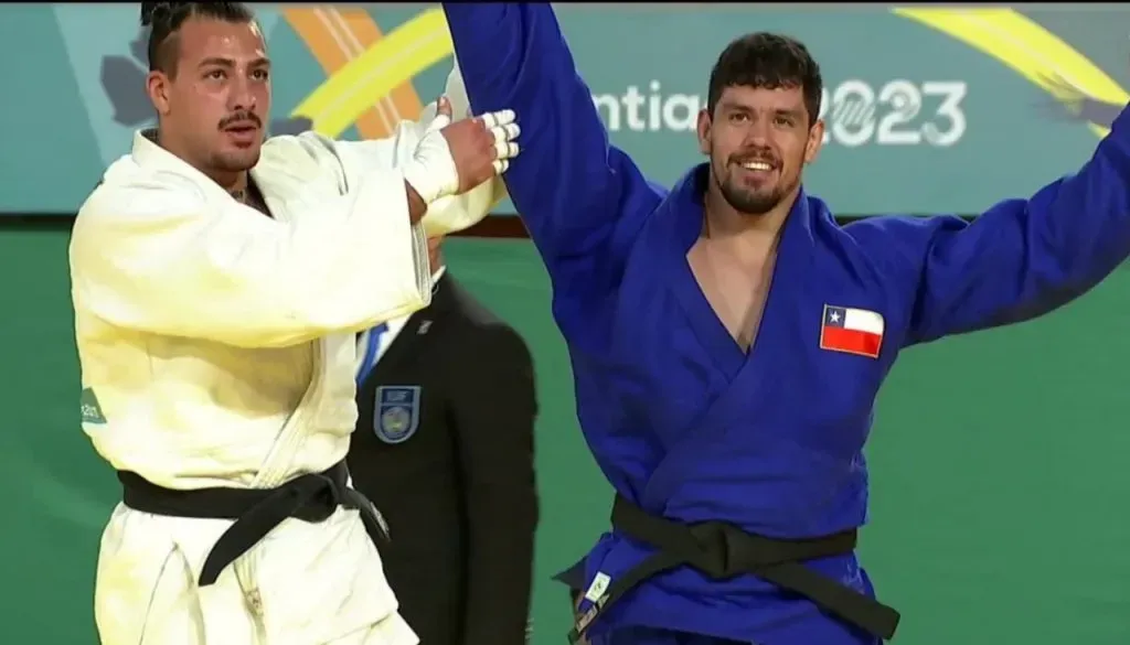 Thomas Briceño cae en final del Judo con el canadiense Shady Elnahas | Captura
