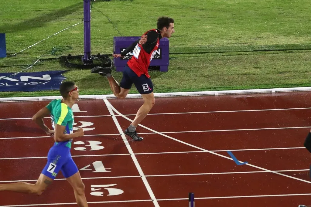 Martín Kouyoumdjian consigue medalla de bronce en los 400 metros varones | Photosport