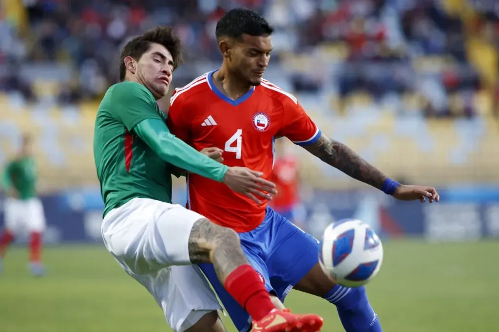 Daniel Gutiérrez quiere aprovechar su momento con Chile para presionar a Gustavo Quinteros en Colo Colo. Foto: Photosport.