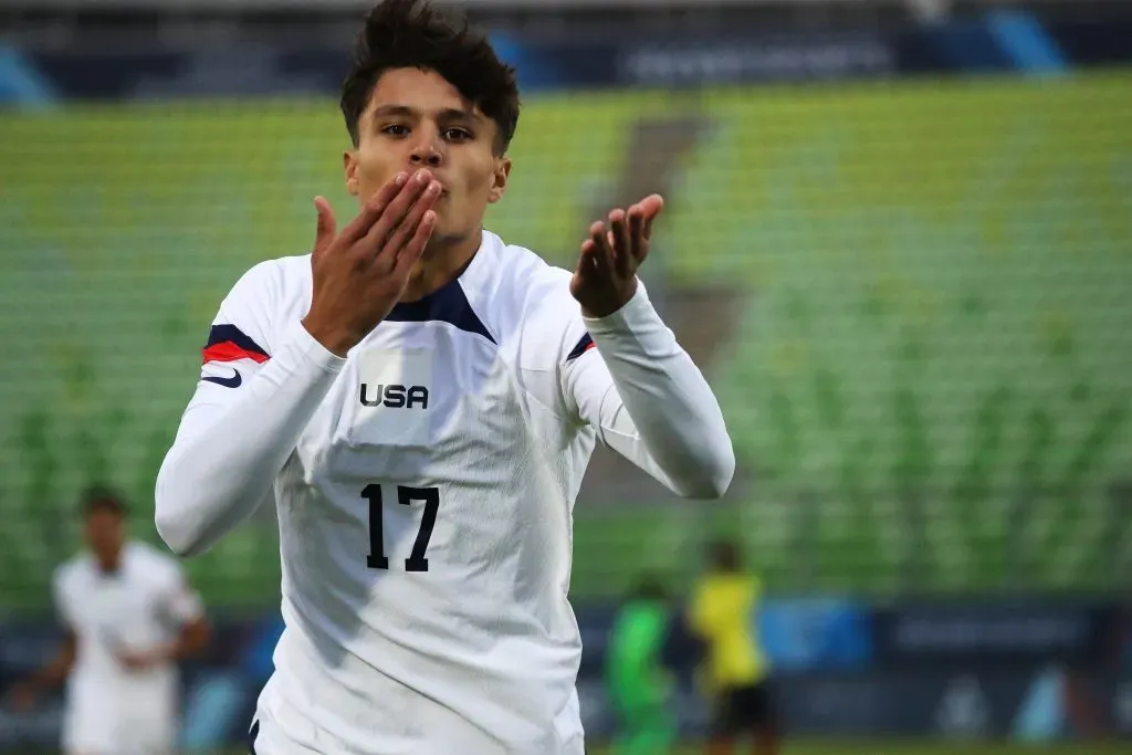 Así celebró Rodrigo Neri el gol que le anotó con Estados Unidos a Colombia en los Juegos Panamericanos. (Manuel Lema O/Santiago 2023 vía Photosport).