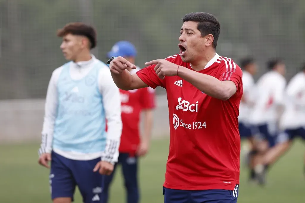 Nicolás Córdova ya dirige su primer microciclo con la Roja Sub 20. | Foto: Comunicaciones La Roja