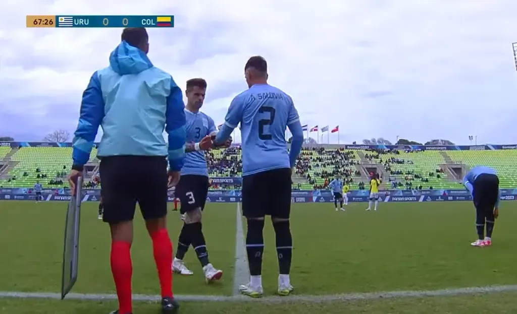 El momento del ingreso de Alan Saldivia. (Captura YouTube TVN).