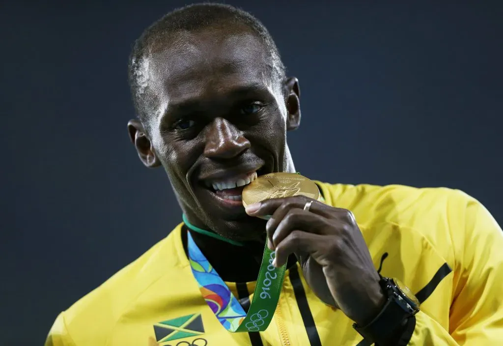 Usain Bolt festeja la medalla de oro en los 100 metros planos en los Juegos Olímpicos de Río de Janeiro 2016. (Patrick Smith/Getty Images).